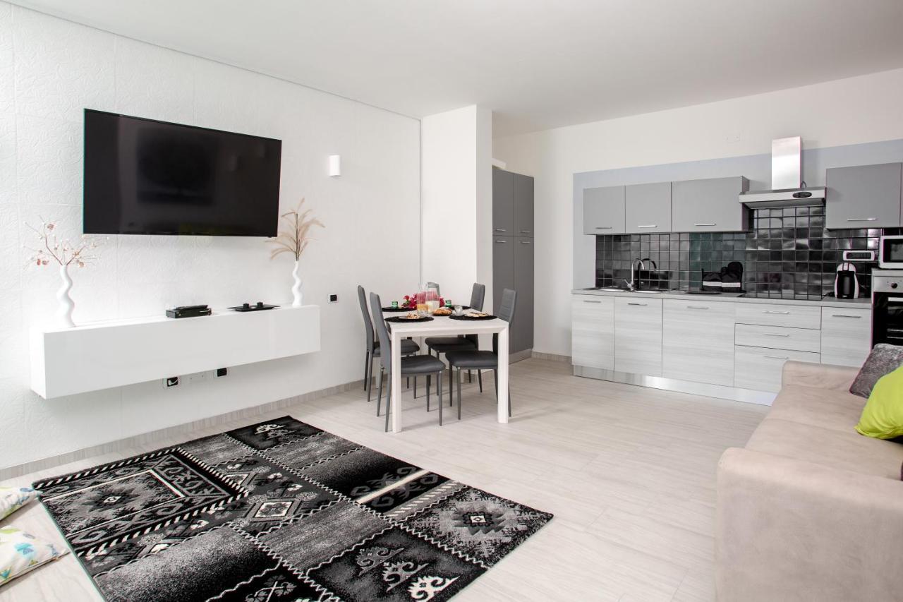 La Torre House Appartement Santa Teresa Gallura Buitenkant foto